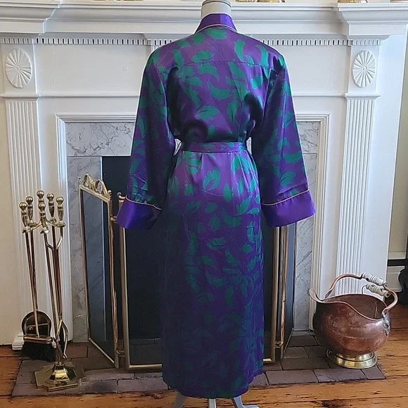 Vtg Victoria's Secret Gold Label Robe - Picture 5 of 8
